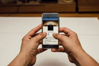 Tips for Creating Effective Facebook Ads for Stories and Feeds