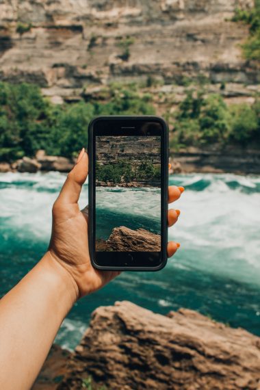 Snapchat Adds Fast-Track Ad Creation for Your Small Business