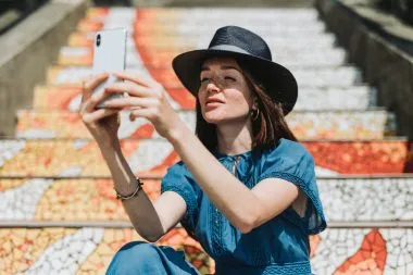 How to Use Snapchat's New 3D Selfie Camera Mode