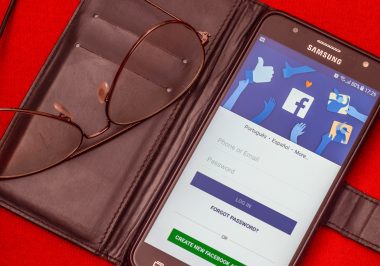 What You Need to Know About the New Facebook Interface
