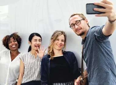 How to Use Snapchat's New 3D Selfie Camera Mode