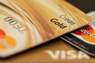 Benefits of Using Social Media in Financial Services
